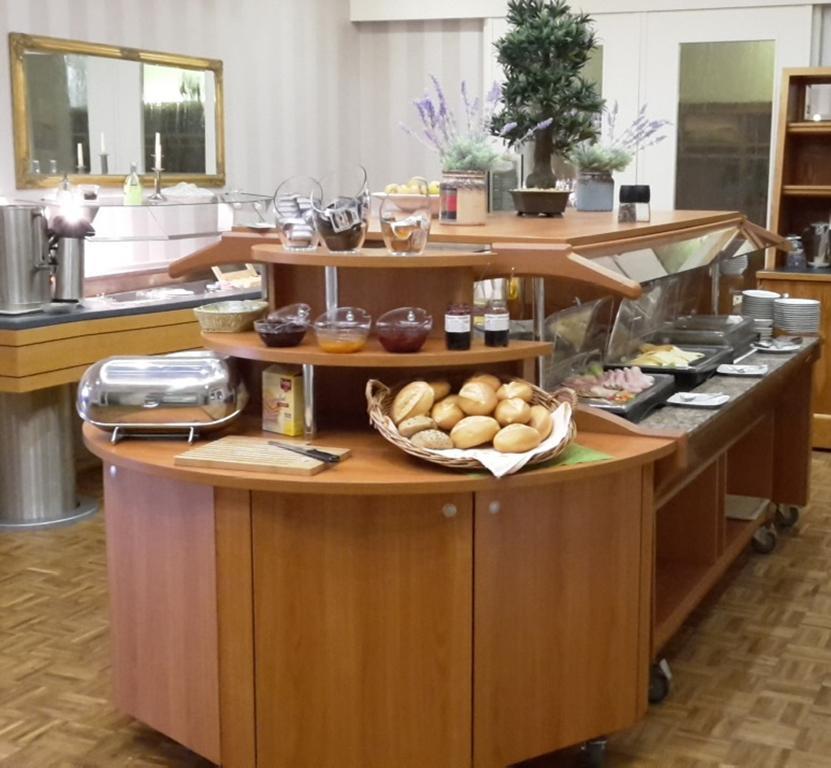 Kraeuterhotel & Restaurant Heidejaeger Mulmshorn Esterno foto