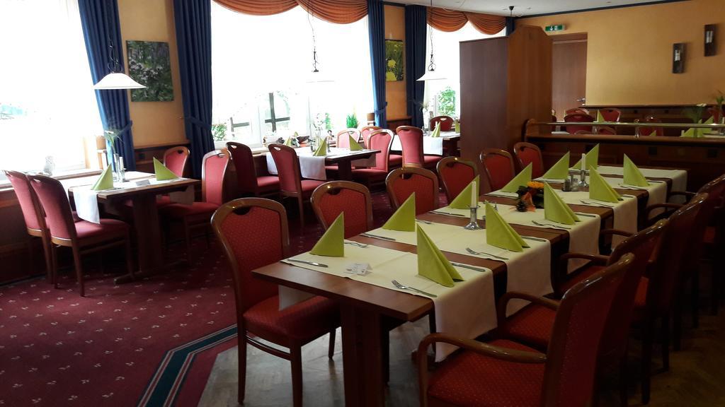 Kraeuterhotel & Restaurant Heidejaeger Mulmshorn Esterno foto
