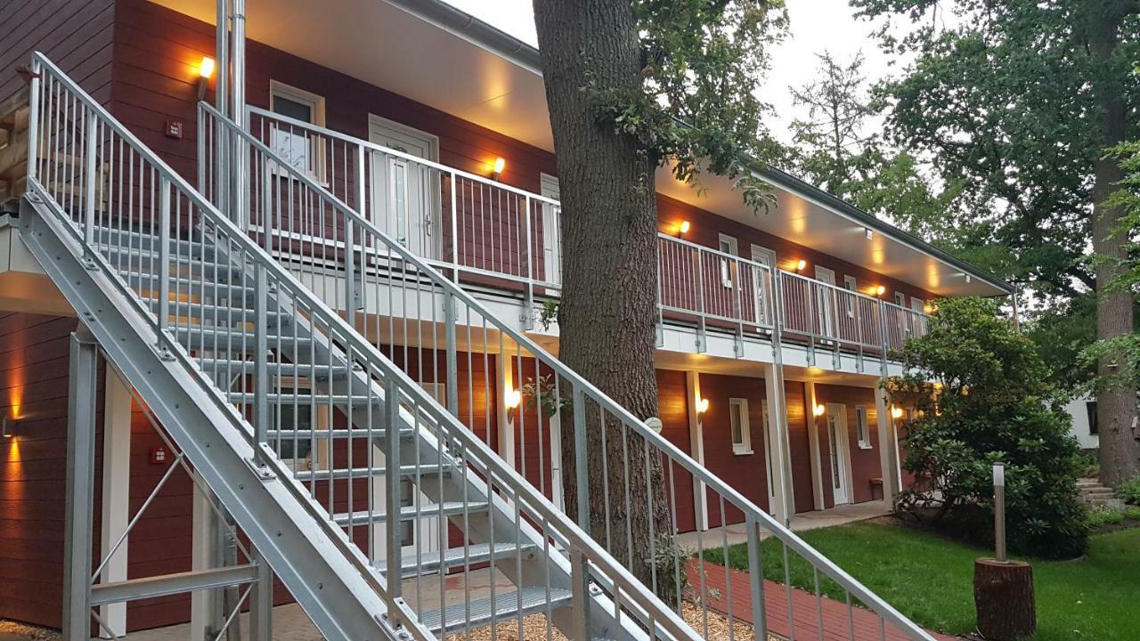 Kraeuterhotel & Restaurant Heidejaeger Mulmshorn Esterno foto